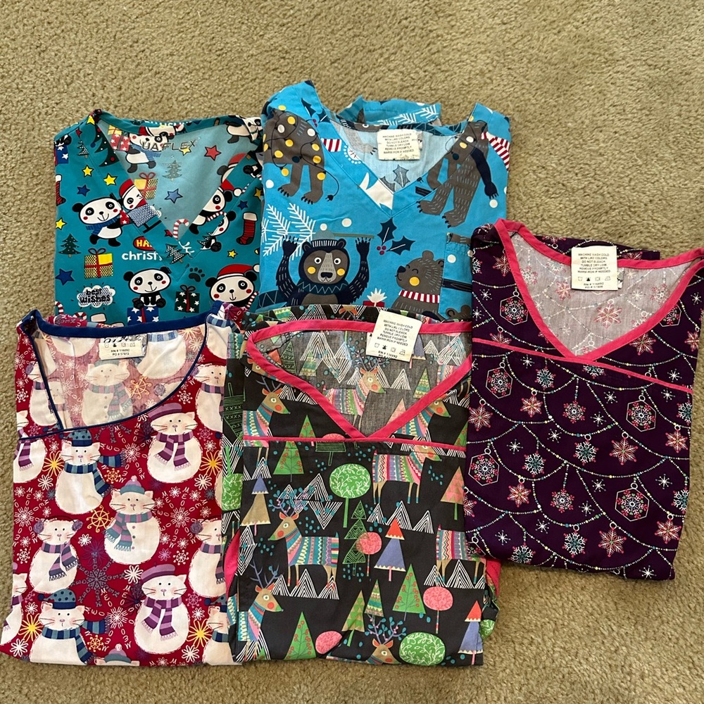 UA Scrub Tops